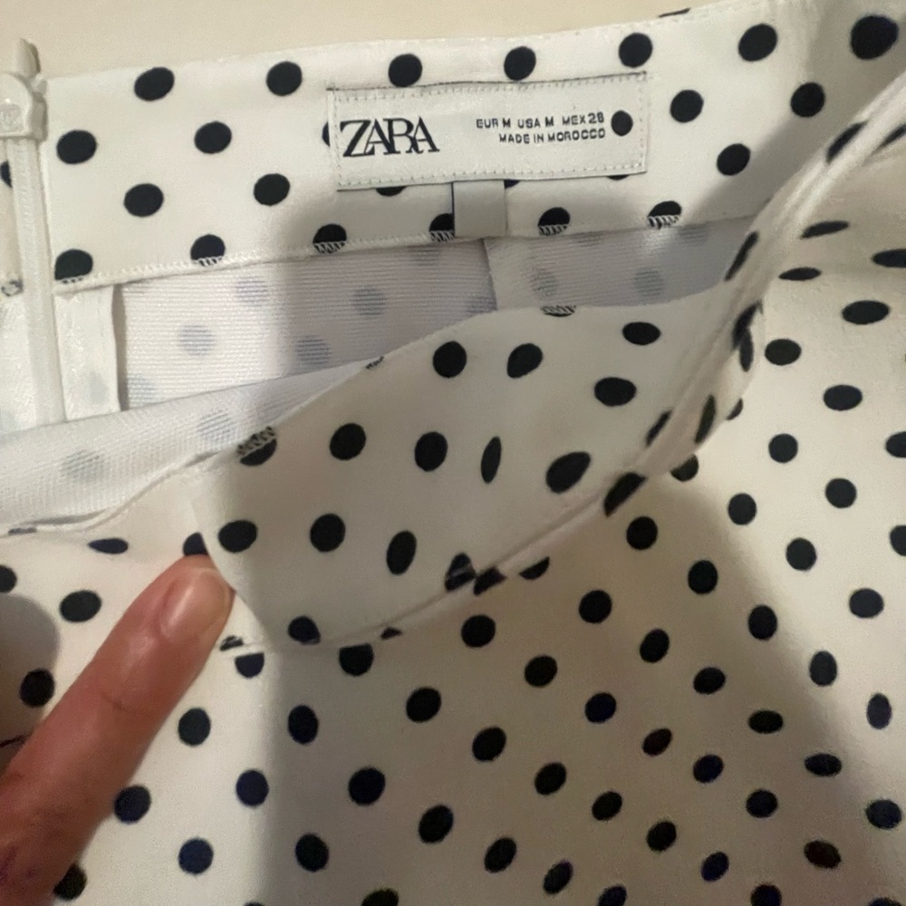 Zara Polka Dot Skirt - Picture 4 of 5